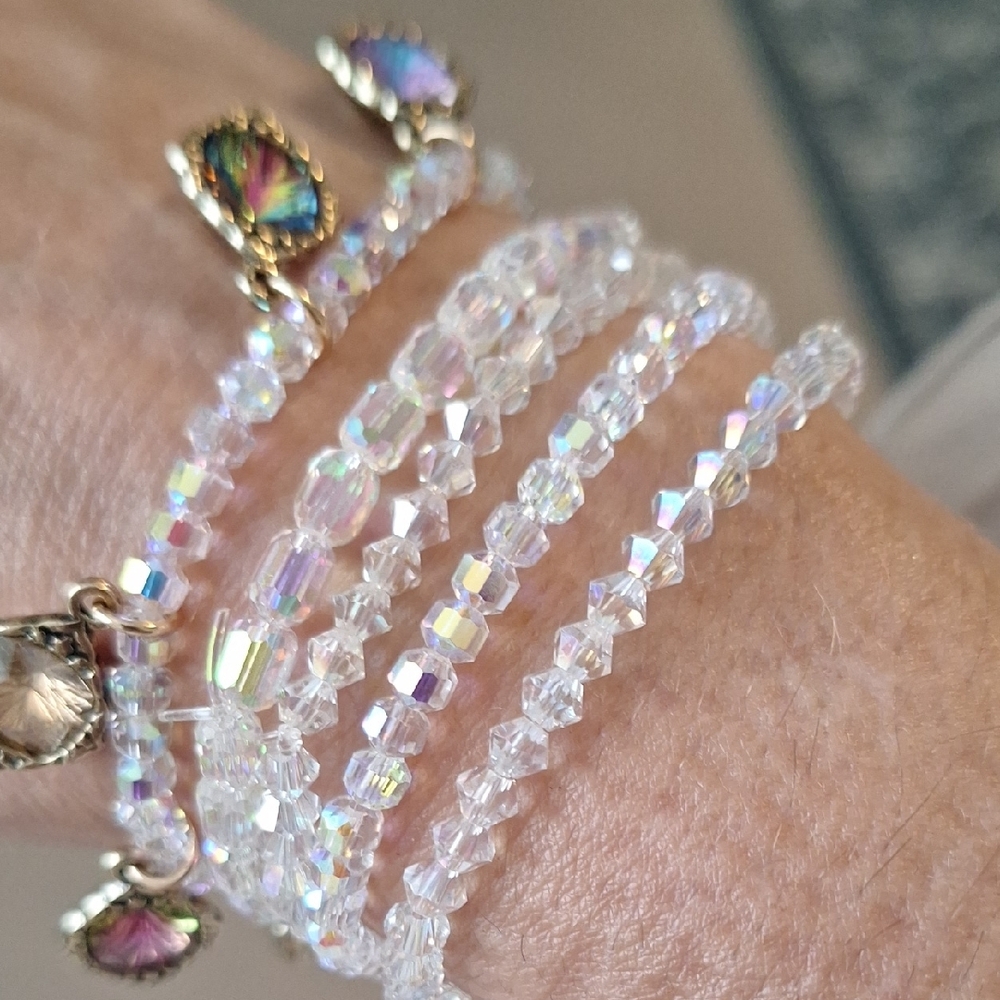 Elegant Crystal Beaded Bracelet